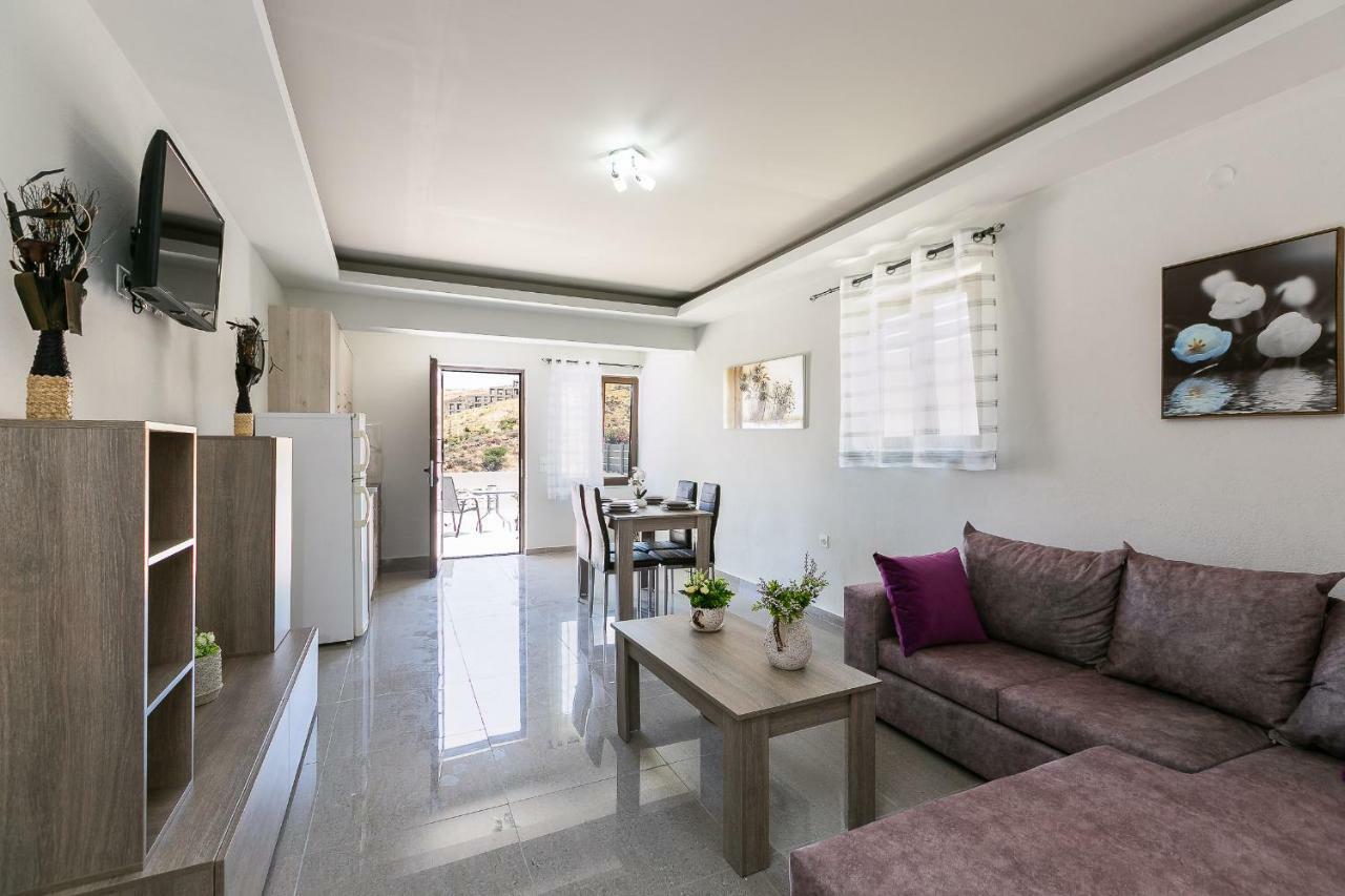 Elena'S Apartment Pánormos Екстериор снимка
